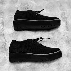 Eileen Fisher Black Knit Women’s Oxford Sz 7.5